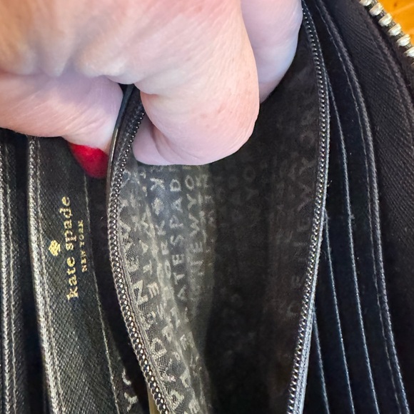 Kate Spade Zip Continental Wallet Black Saffiano Leather w/ Gold Hardware EUC - Picture 15 of 16